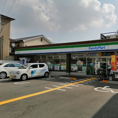 ファミリーマート江坂町２丁目店
